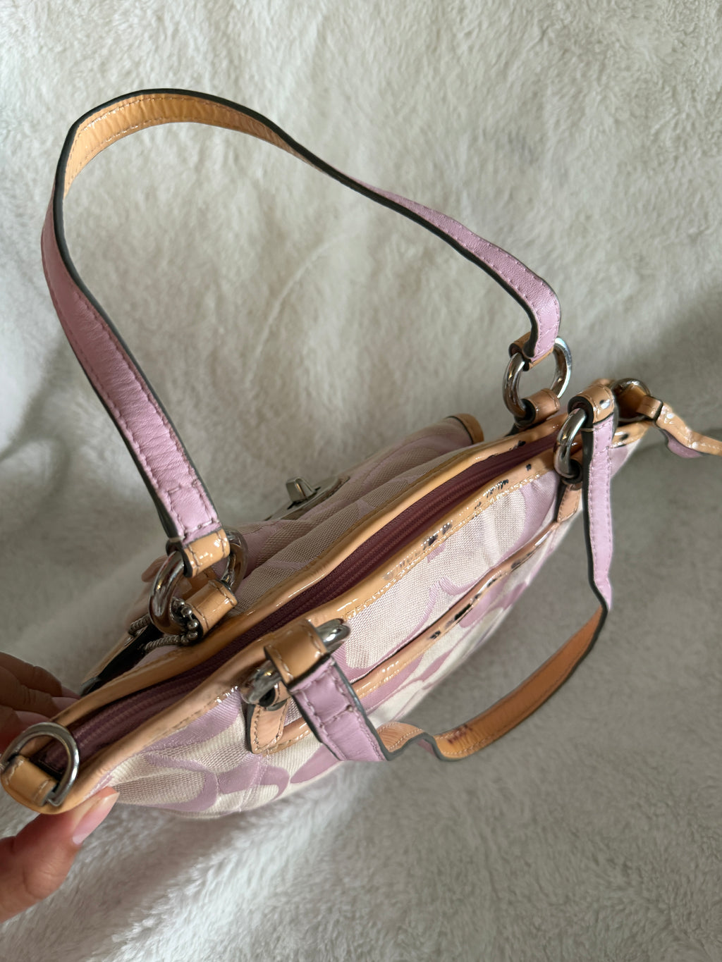 Coach Signature Optic Leah Shoulder Tote Bag