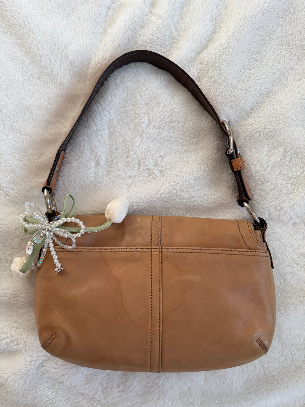Y2K Coach British Tan Soho Shoulder Bag