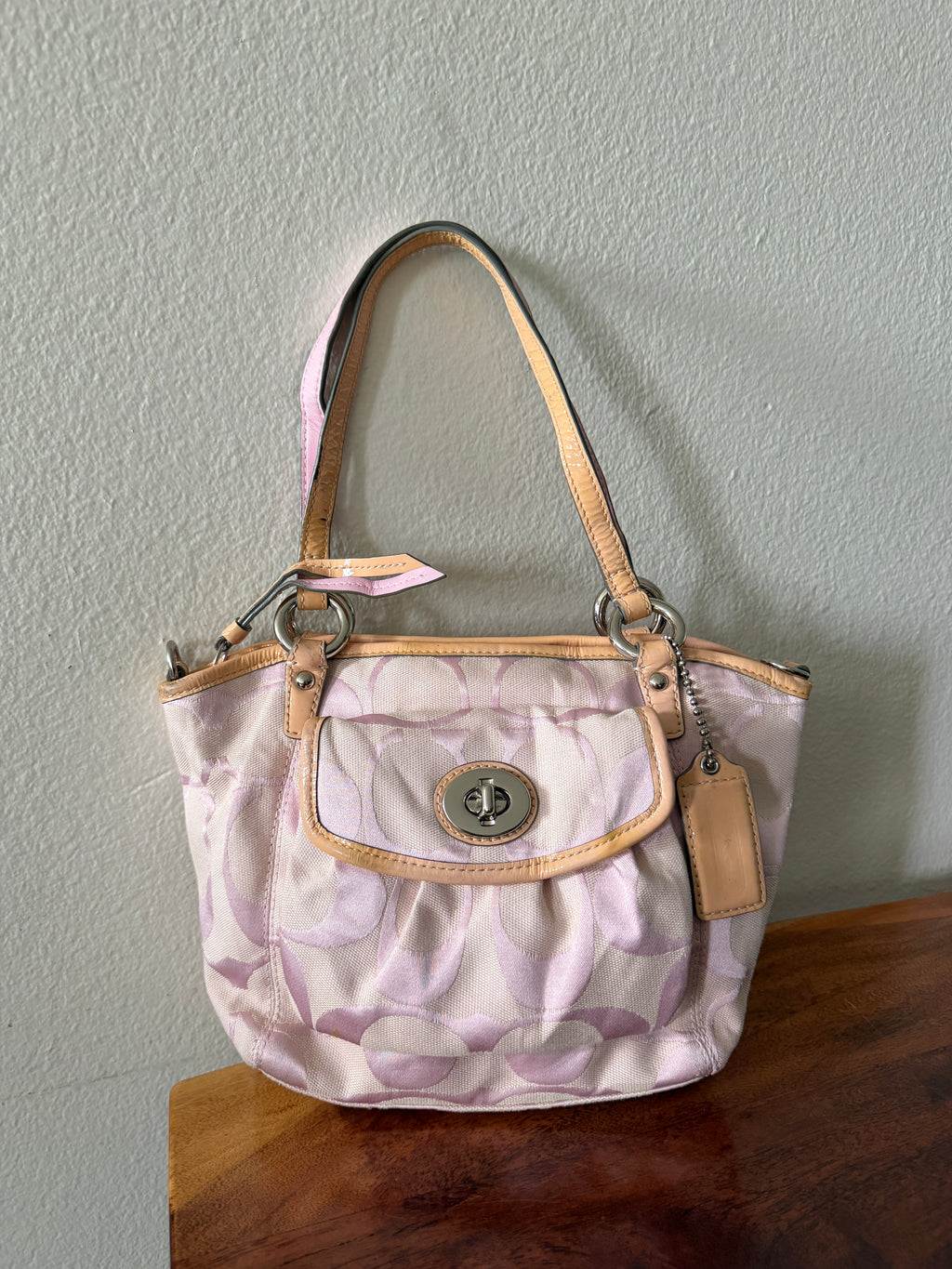Coach Signature Optic Leah Shoulder Tote Bag