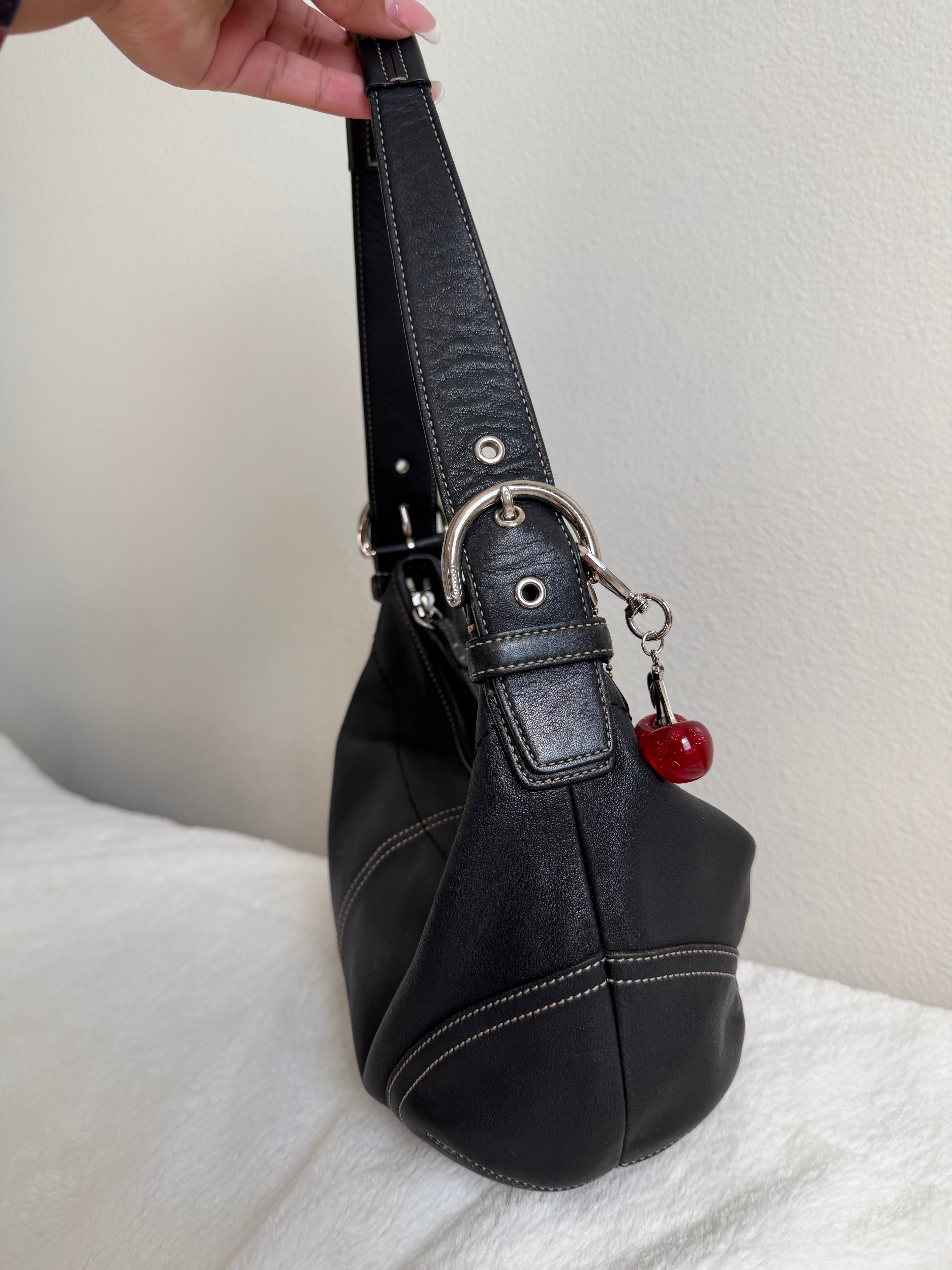 Vintage Coach Soho Hobo Shoulder Bag