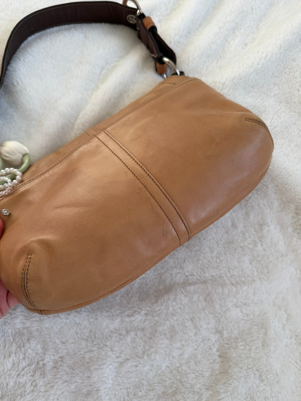 Y2K Coach British Tan Soho Shoulder Bag