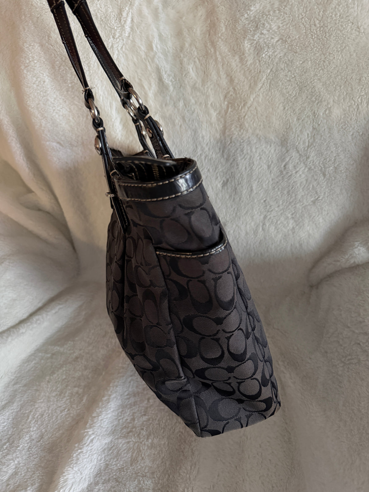 Coach Signature Gallery Tote/Shoulder Bag