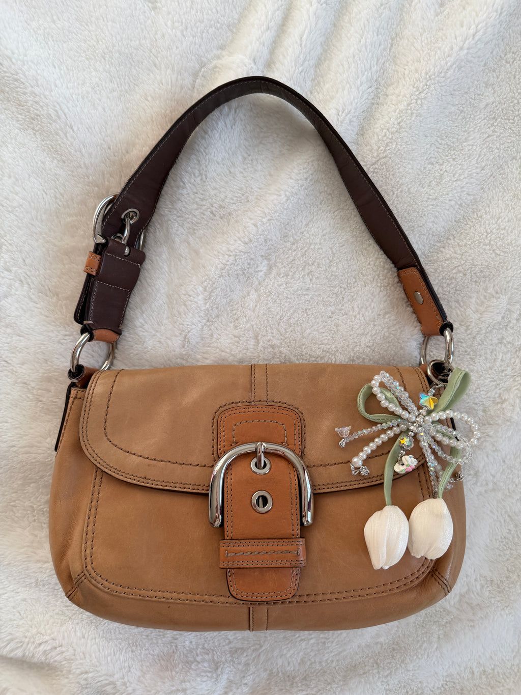 Y2K Coach British Tan Soho Shoulder Bag