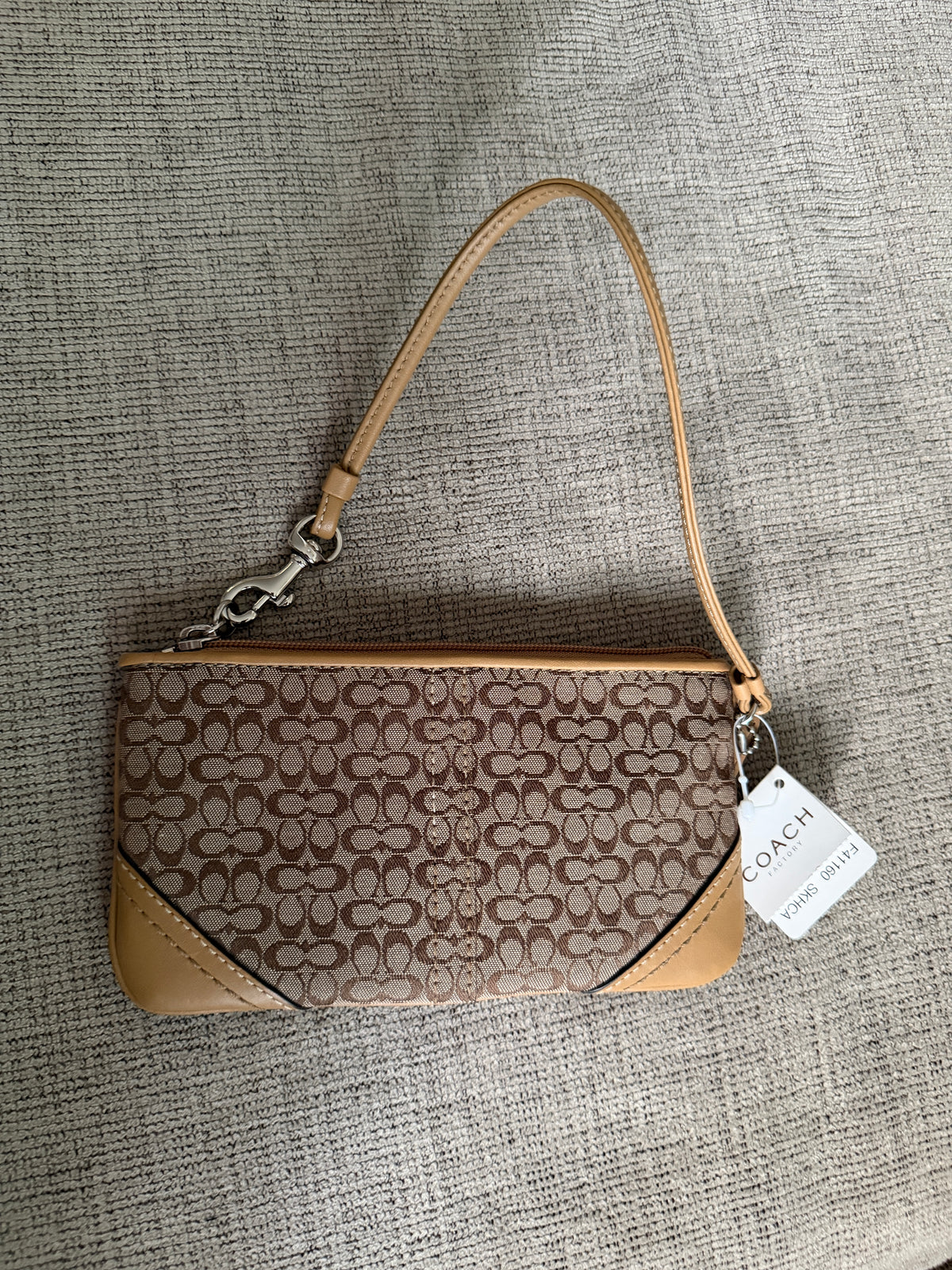 NWT Coach Signature Canvas Wristlet