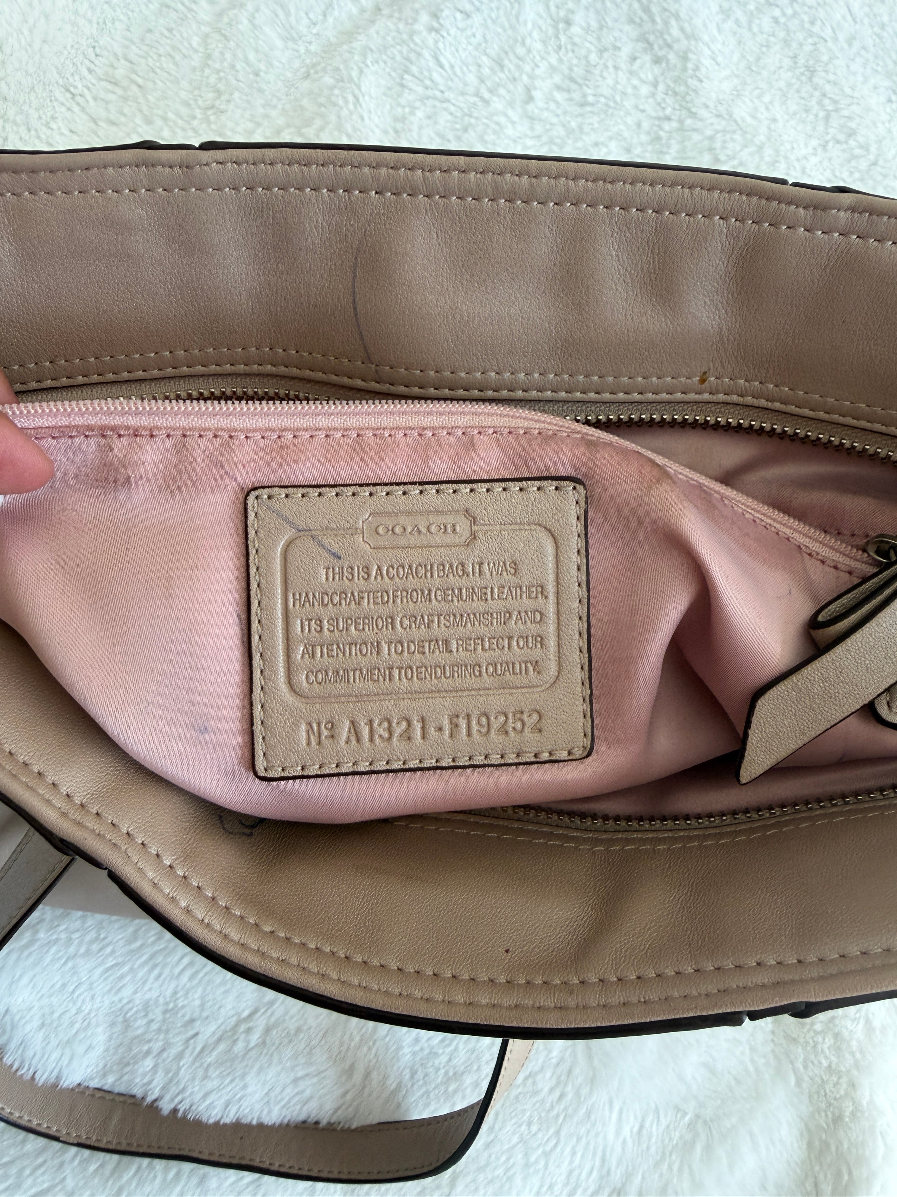 Y2K Coach Gallery East West Tote/Shoulder Bag